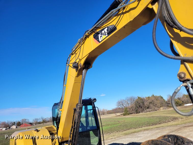 image for item FC9203 2017 Caterpillar 308E2 CR  mini excavator