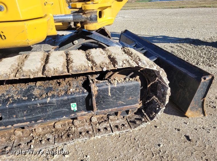 image for item FC9203 2017 Caterpillar 308E2 CR  mini excavator