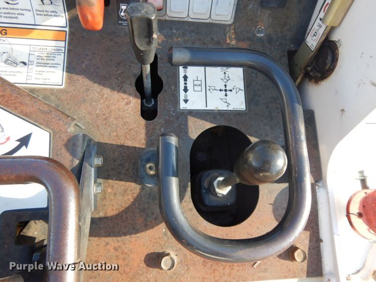 image for item HF9480 2006 Bobcat MT52  compact utility loader