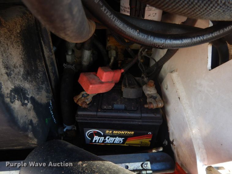 image for item HF9480 2006 Bobcat MT52  compact utility loader