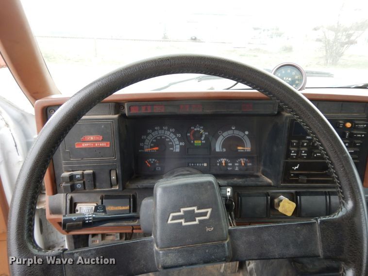 image for item HG9263 1992 Chevrolet Kodiak C6500  pressure digger truck