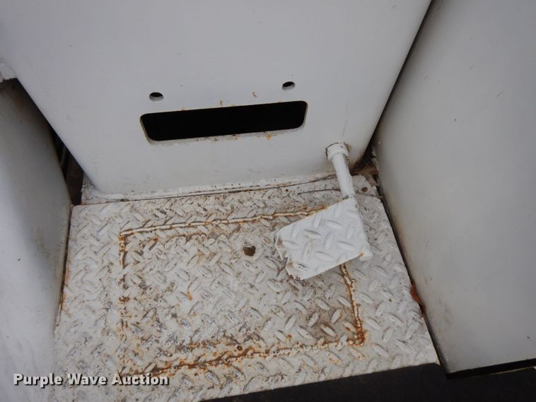 image for item HG9263 1992 Chevrolet Kodiak C6500  pressure digger truck