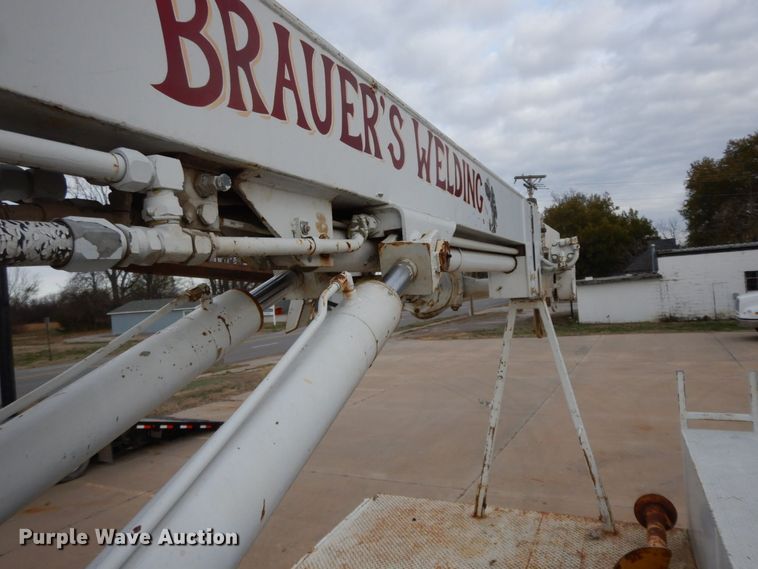 image for item HG9263 1992 Chevrolet Kodiak C6500  pressure digger truck