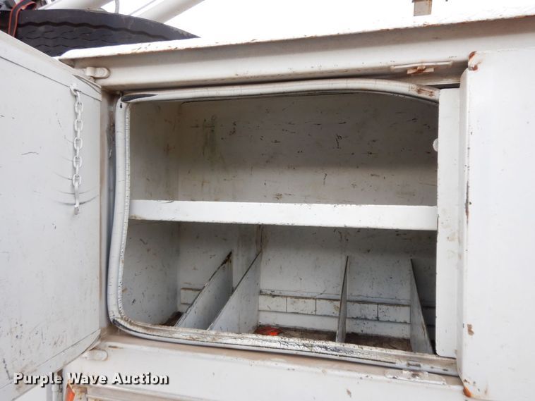 image for item HG9263 1992 Chevrolet Kodiak C6500  pressure digger truck