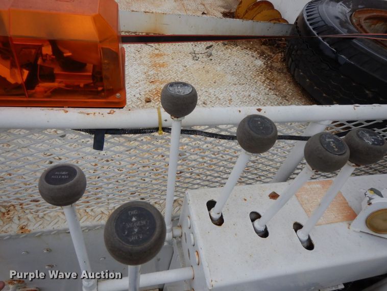 image for item HG9263 1992 Chevrolet Kodiak C6500  pressure digger truck