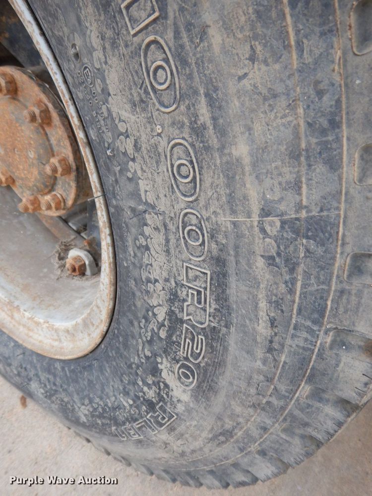 image for item HG9263 1992 Chevrolet Kodiak C6500  pressure digger truck