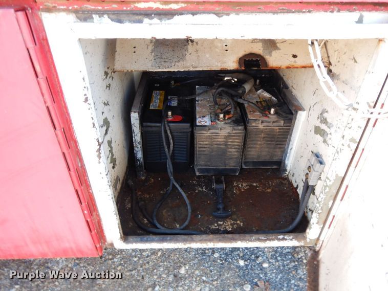 image for item HG9273 1992 International 2554  utility / service truck