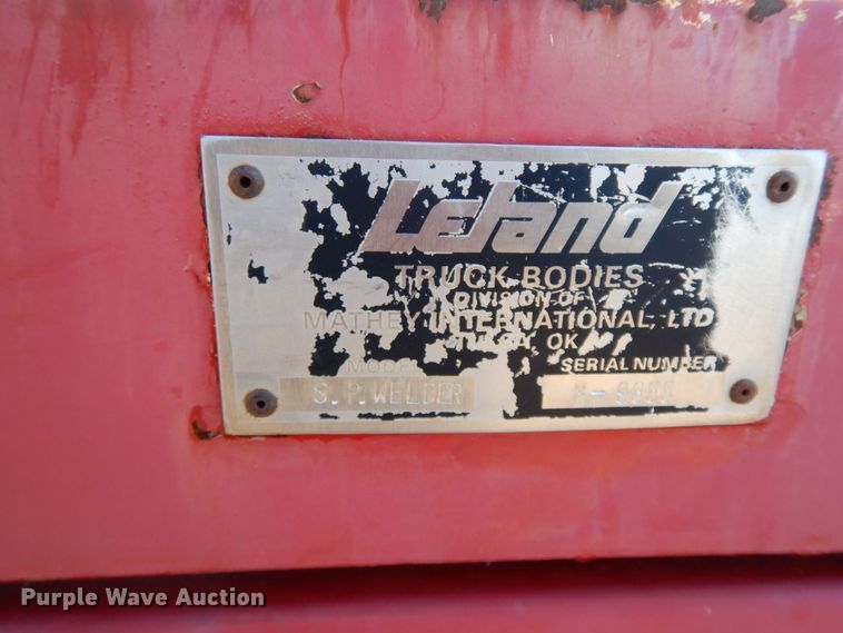 image for item HG9273 1992 International 2554  utility / service truck