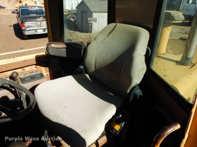 image for item HG9283 1992 Dresser 515CH  wheel loader