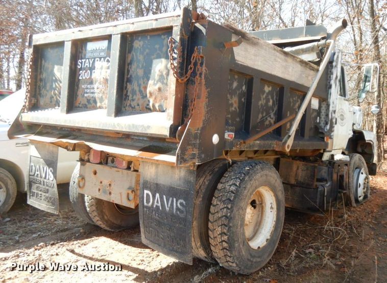 image for item HG9288 1994 Ford LTS9000  dump truck