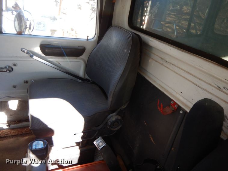 image for item HG9288 1994 Ford LTS9000  dump truck