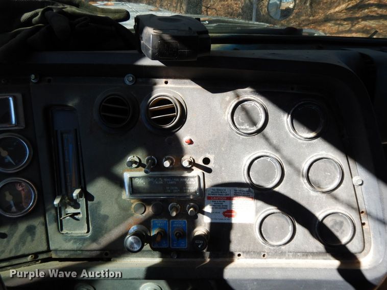 image for item HG9288 1994 Ford LTS9000  dump truck