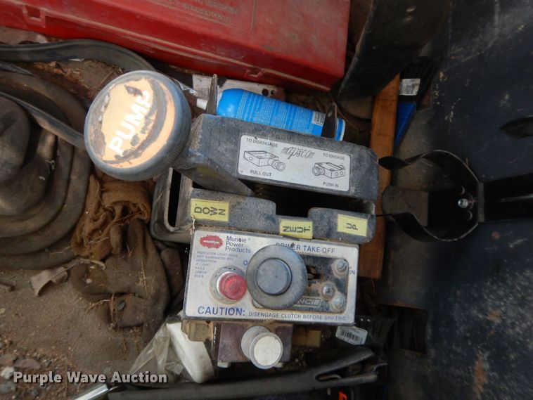 image for item HG9288 1994 Ford LTS9000  dump truck