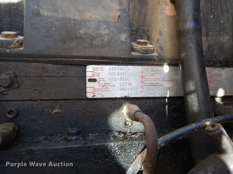 image for item HG9288 1994 Ford LTS9000  dump truck