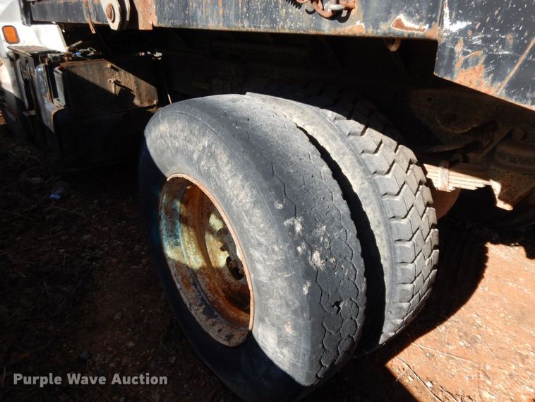 image for item HG9288 1994 Ford LTS9000  dump truck