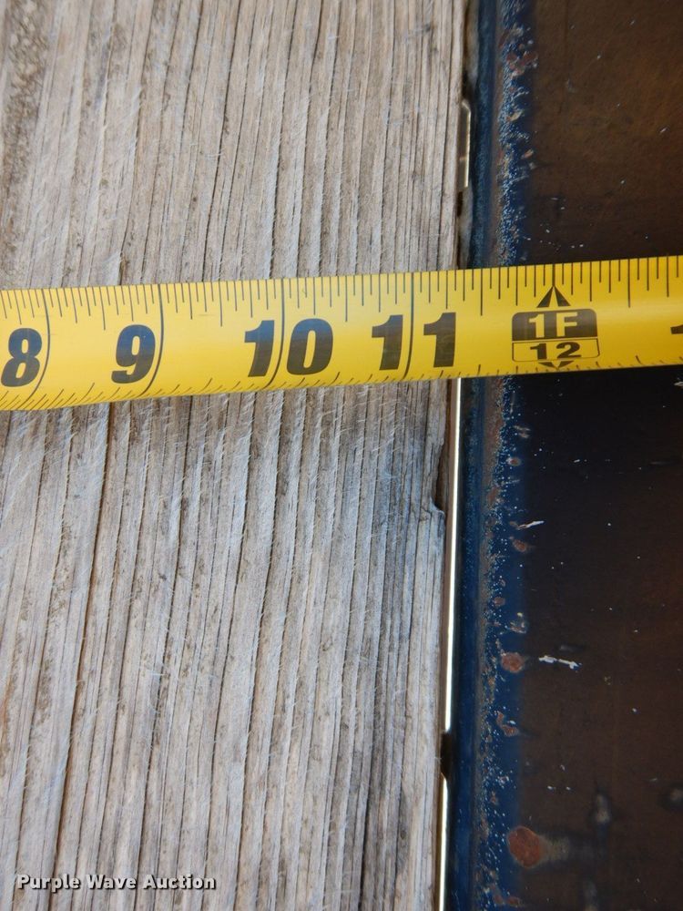 image for item HG9288 1994 Ford LTS9000  dump truck