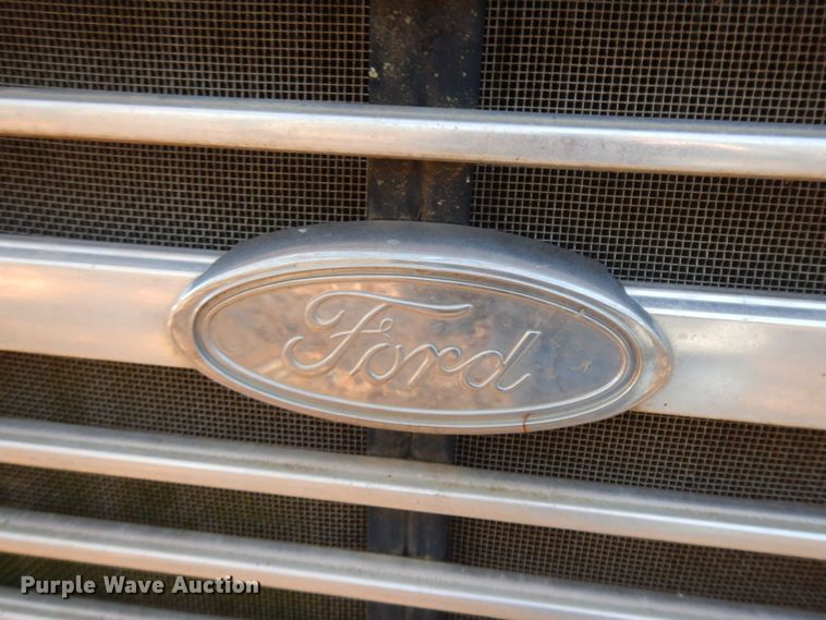 image for item HG9288 1994 Ford LTS9000  dump truck