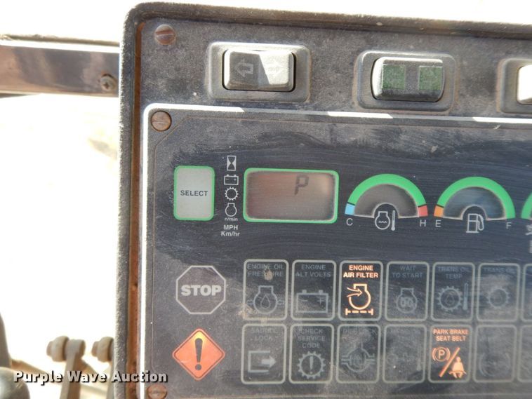 image for item HG9305 2004 John Deere 770CH  motor grader