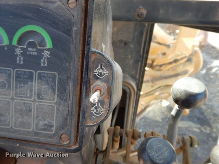 image for item HG9305 2004 John Deere 770CH  motor grader