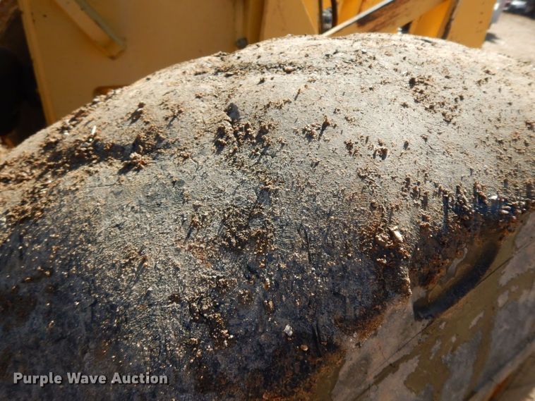 image for item HG9305 2004 John Deere 770CH  motor grader