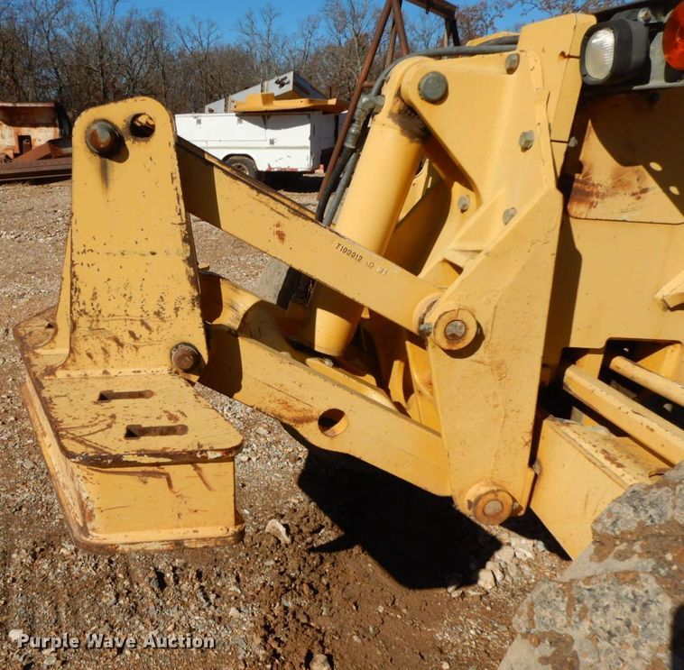 image for item HG9305 2004 John Deere 770CH  motor grader