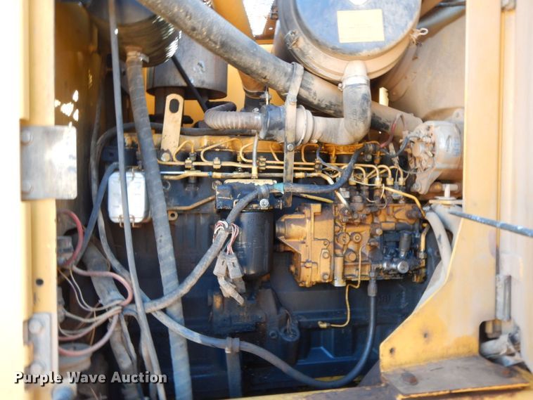 image for item HG9306 1999 John Deere 770CH  motor grader