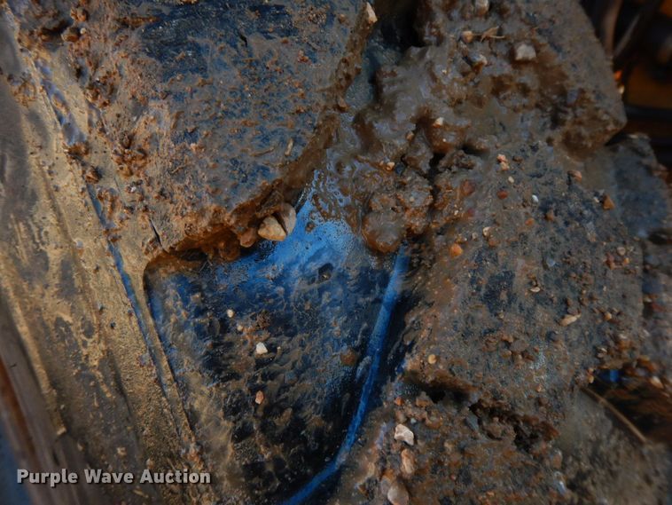 image for item HG9306 1999 John Deere 770CH  motor grader