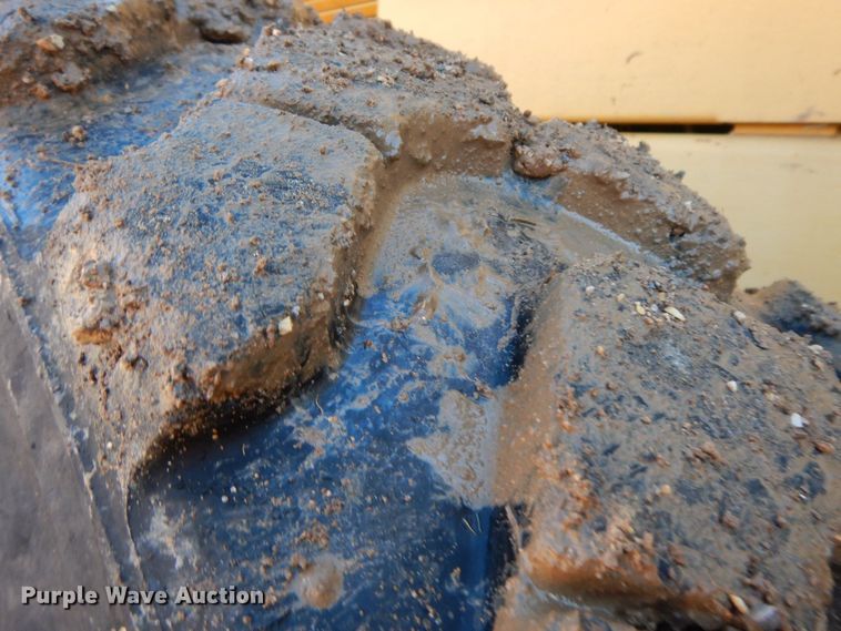 image for item HG9306 1999 John Deere 770CH  motor grader