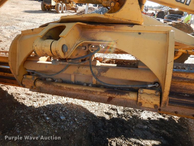 image for item HG9306 1999 John Deere 770CH  motor grader