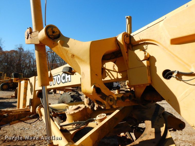 image for item HG9306 1999 John Deere 770CH  motor grader