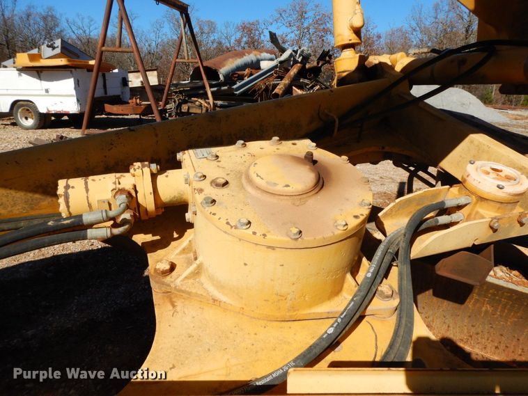 image for item HG9306 1999 John Deere 770CH  motor grader