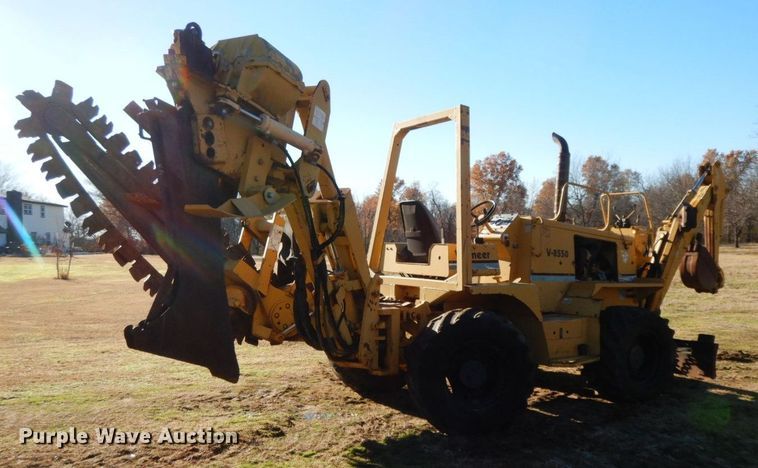 image for item HG9319 1995 Vermeer V8550  trencher