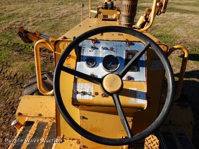 image for item HG9319 1995 Vermeer V8550  trencher