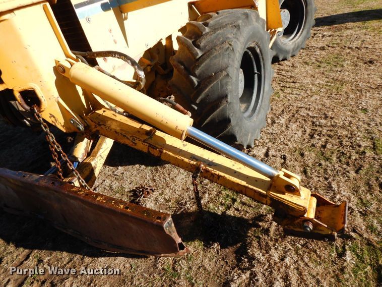image for item HG9319 1995 Vermeer V8550  trencher