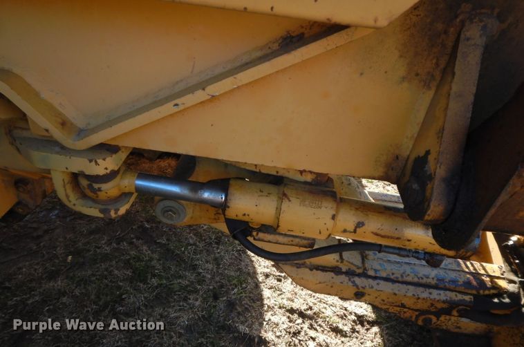 image for item HG9319 1995 Vermeer V8550  trencher