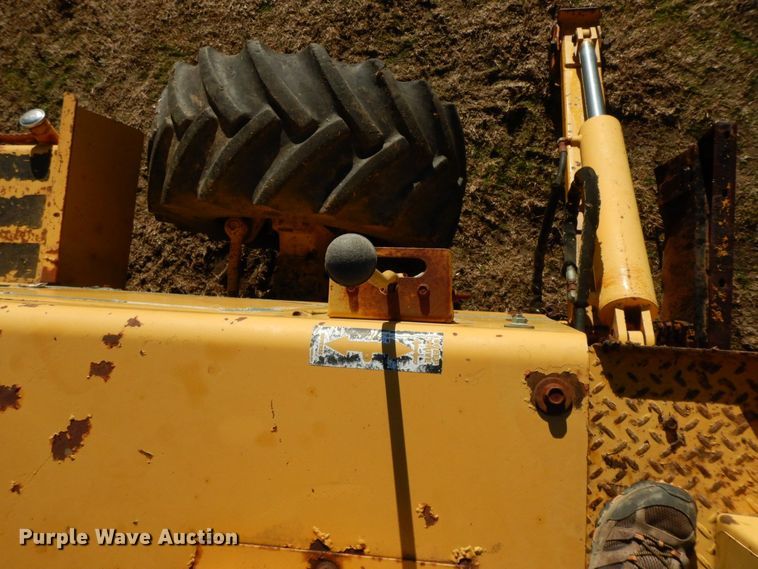 image for item HG9319 1995 Vermeer V8550  trencher