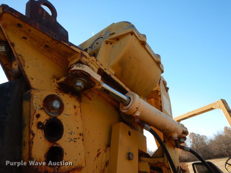 image for item HG9319 1995 Vermeer V8550  trencher