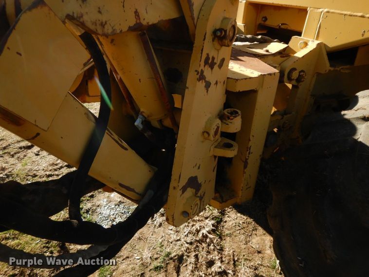 image for item HG9319 1995 Vermeer V8550  trencher