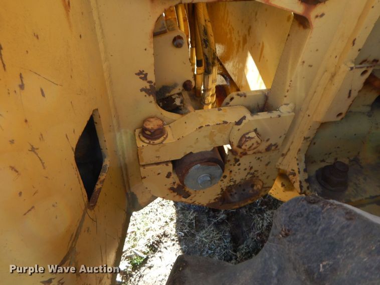 image for item HG9319 1995 Vermeer V8550  trencher