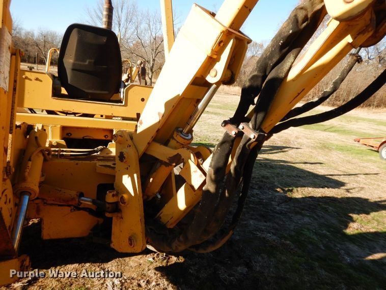 image for item HG9319 1995 Vermeer V8550  trencher