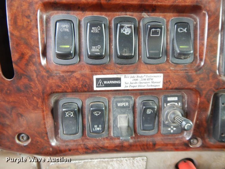 image for item HG9344 2001 Mack CX613  dump truck