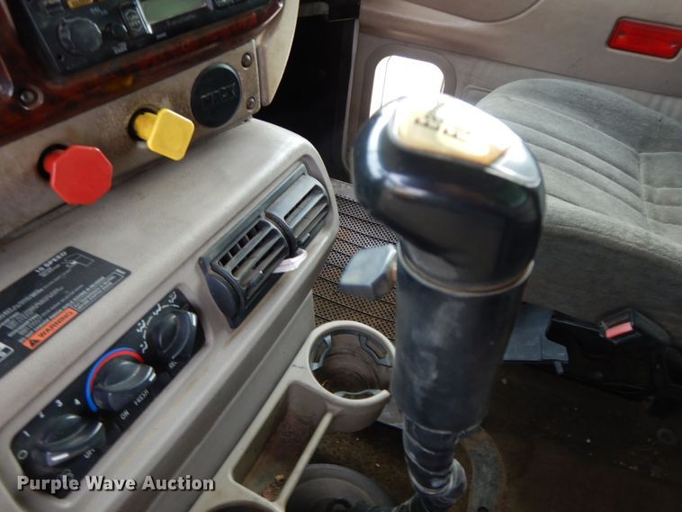 image for item HG9344 2001 Mack CX613  dump truck