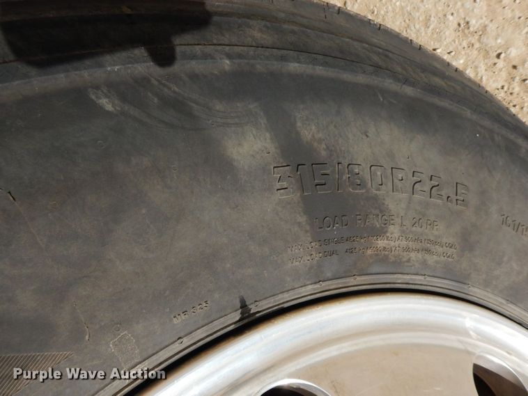 image for item HG9344 2001 Mack CX613  dump truck