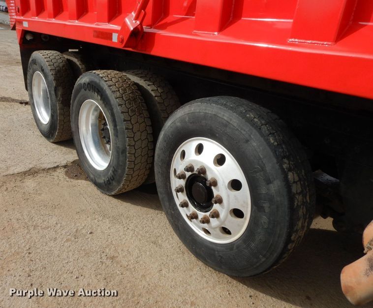 image for item HG9344 2001 Mack CX613  dump truck