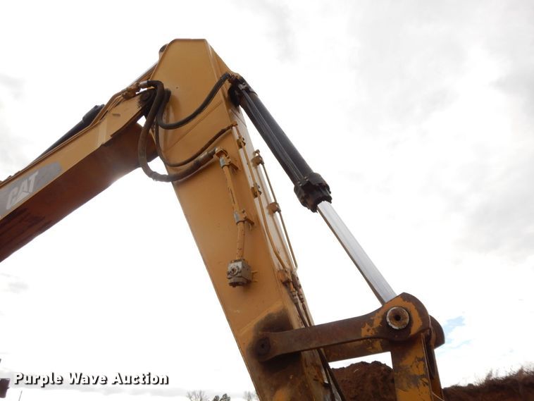 image for item HG9346 2009 Caterpillar 329D L  excavator