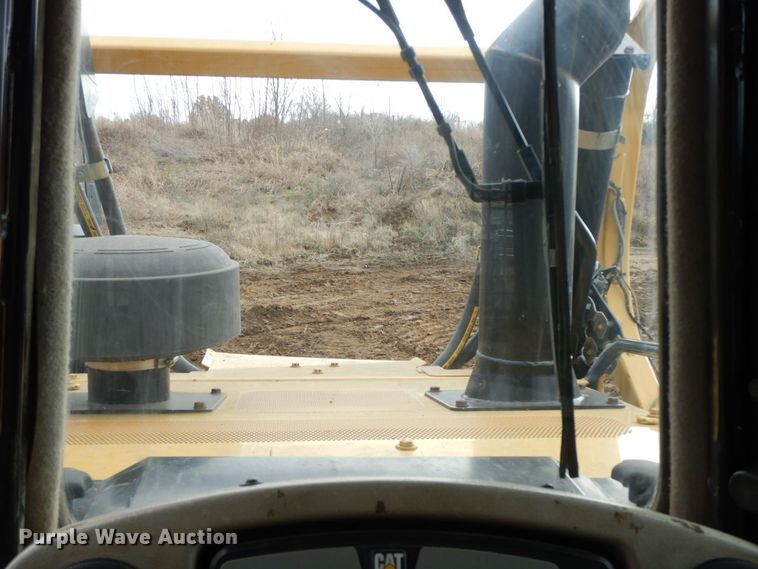 image for item HG9347 2013 Caterpillar D6T XL  dozer