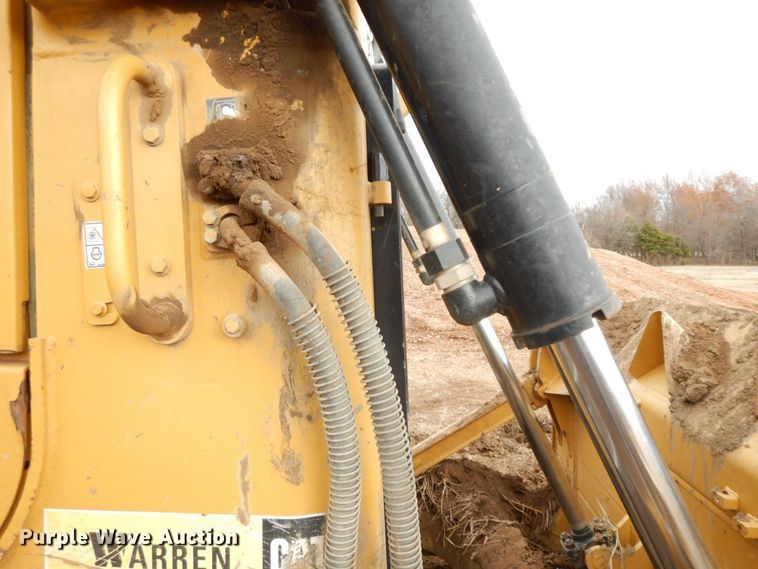 image for item HG9347 2013 Caterpillar D6T XL  dozer