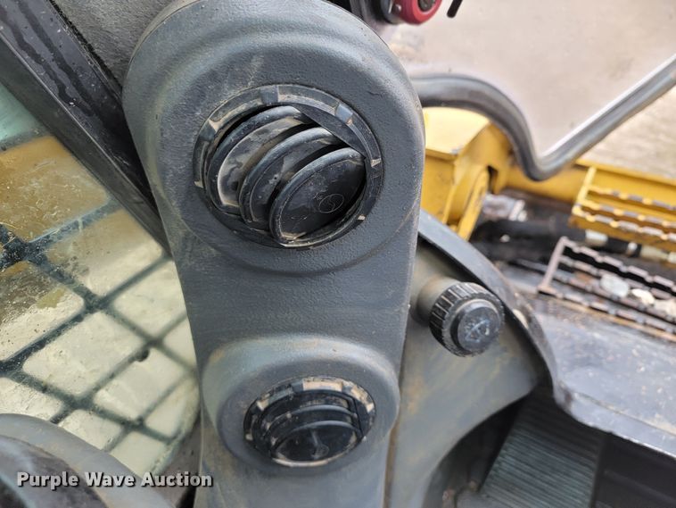 image for item HG9354 2015 Caterpillar 299D  tracked skid steer loader