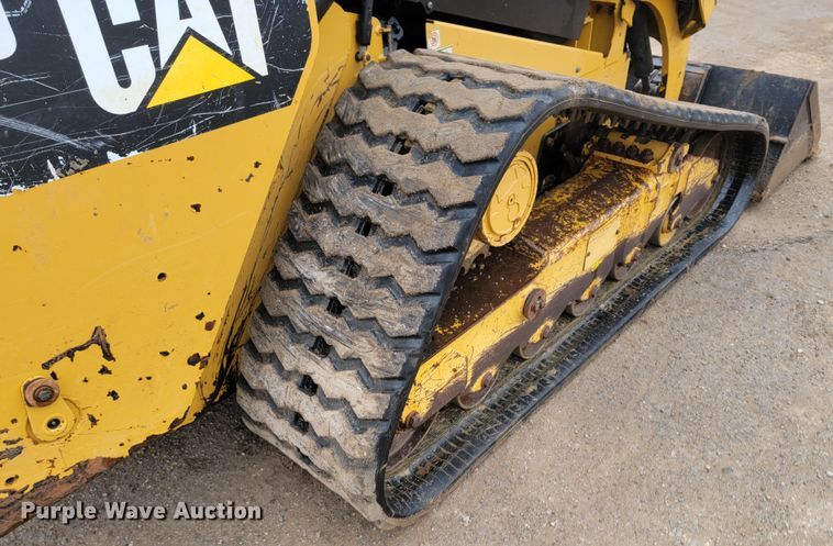 image for item HG9354 2015 Caterpillar 299D  tracked skid steer loader