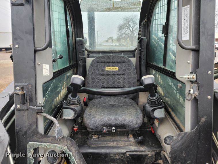 image for item HG9355 New Holland C245  tracked skid steer loader